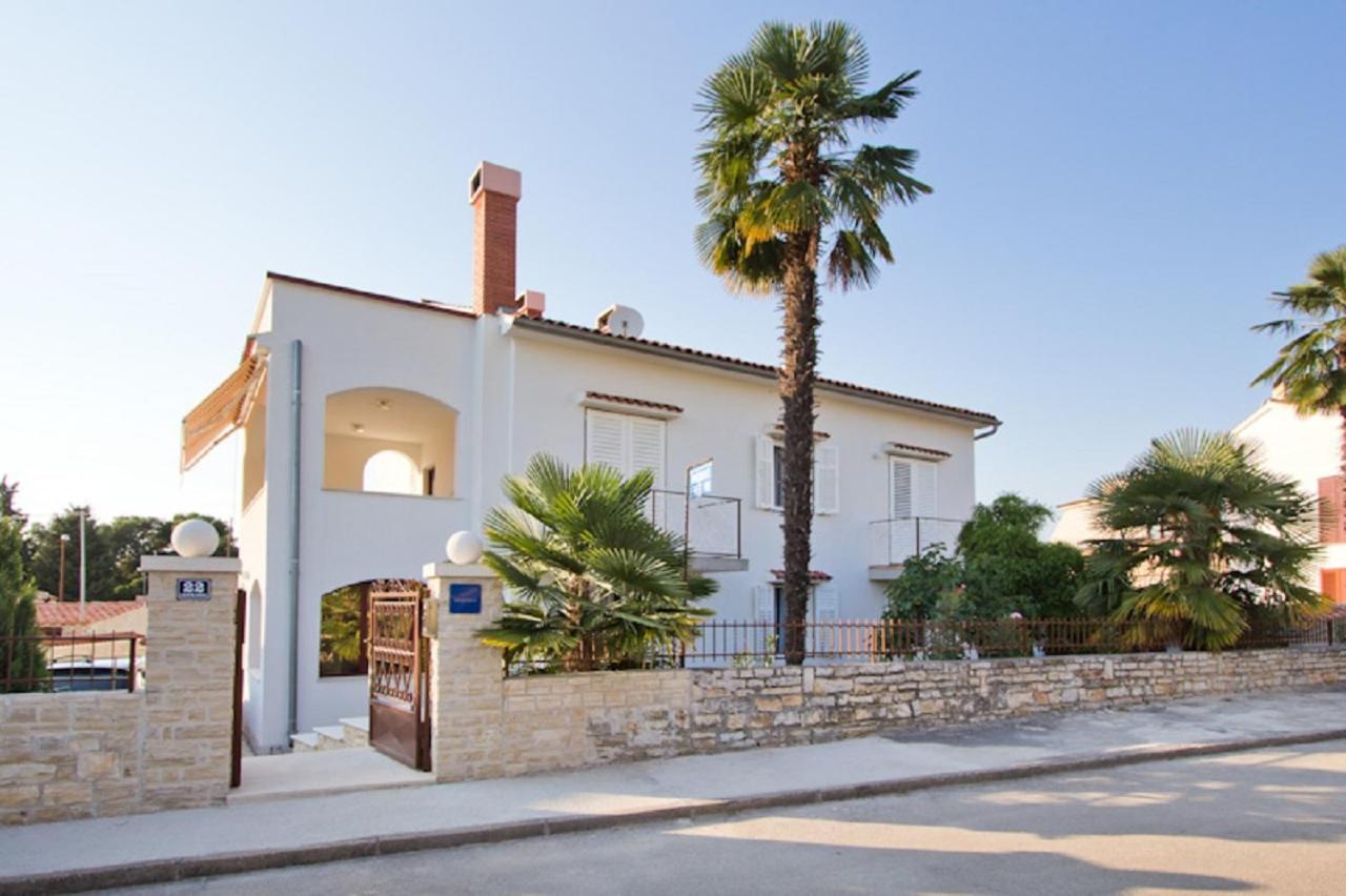 Vila Renato Porec Esterno foto