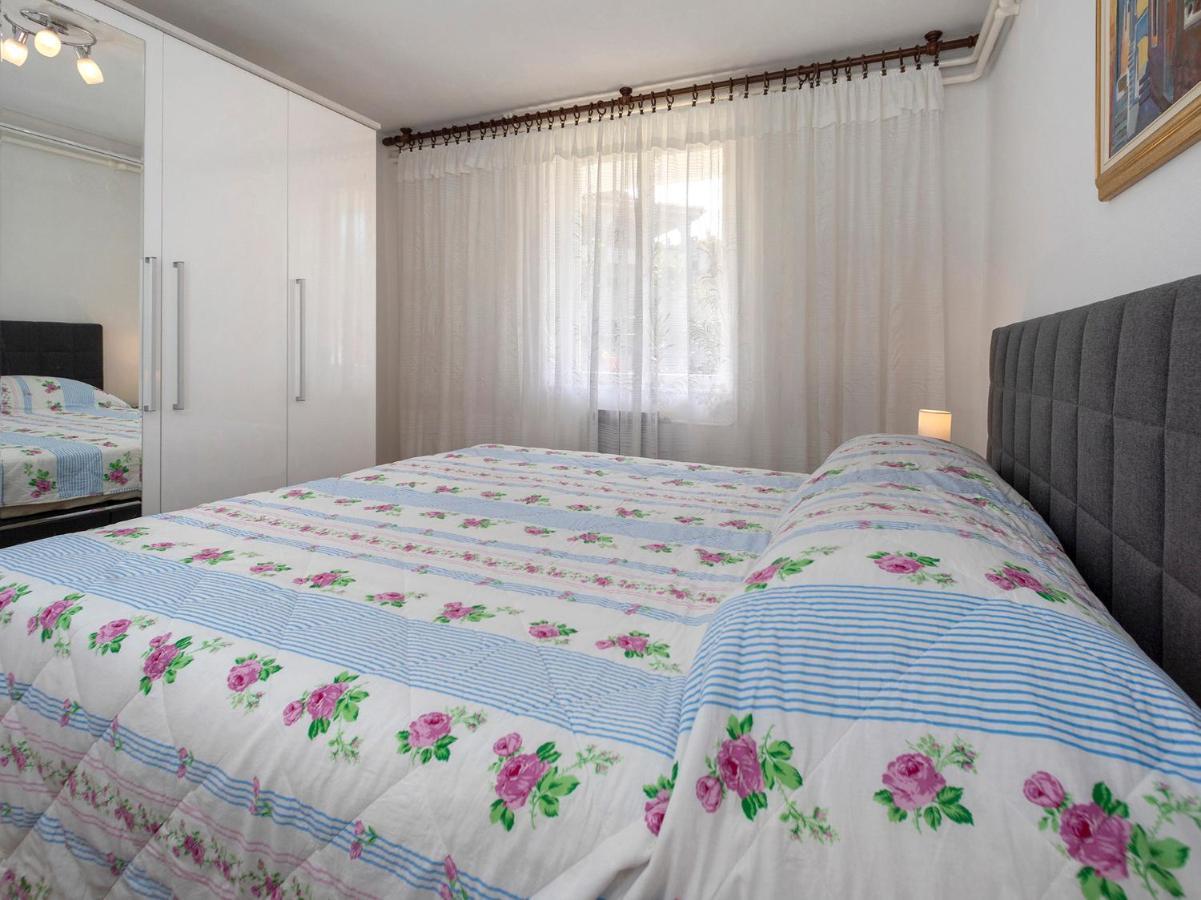 Vila Renato Porec Esterno foto
