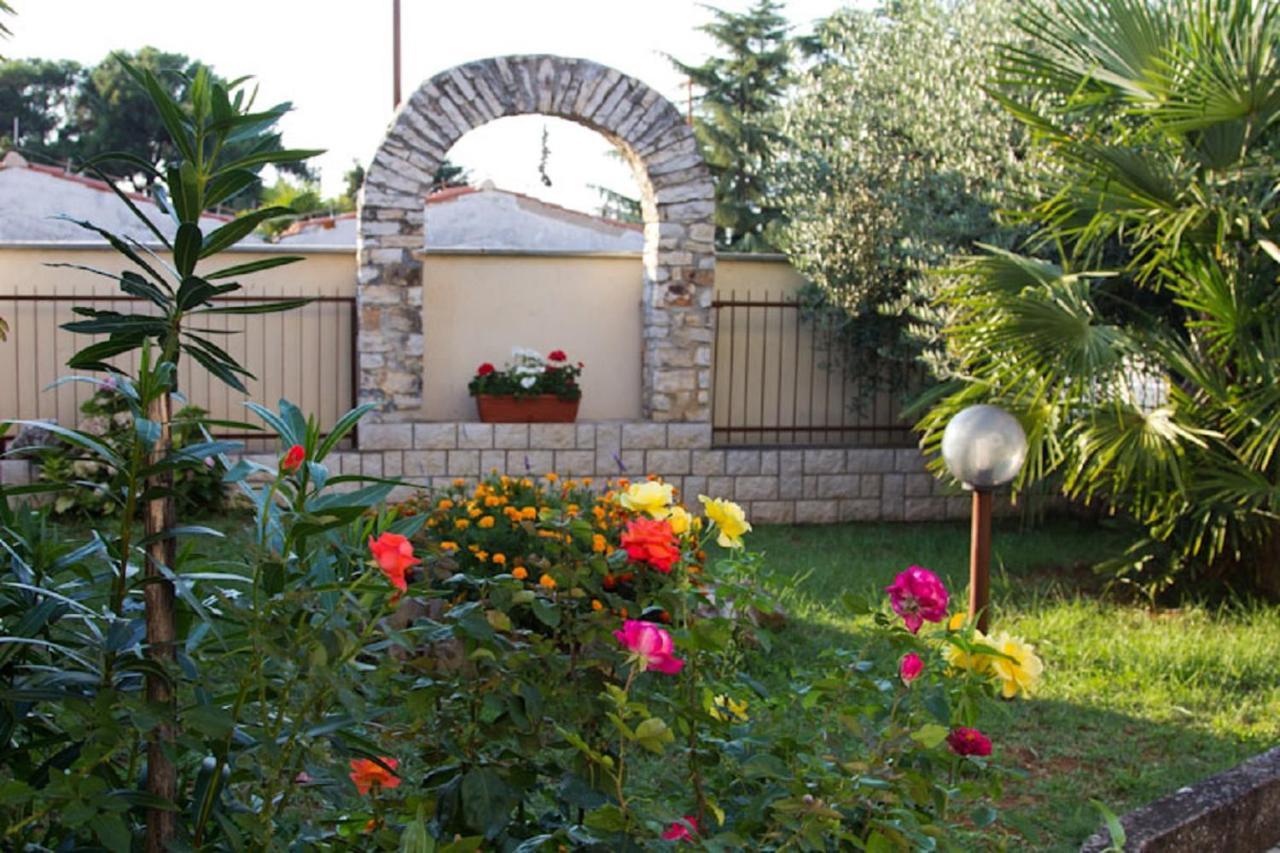 Vila Renato Porec Esterno foto