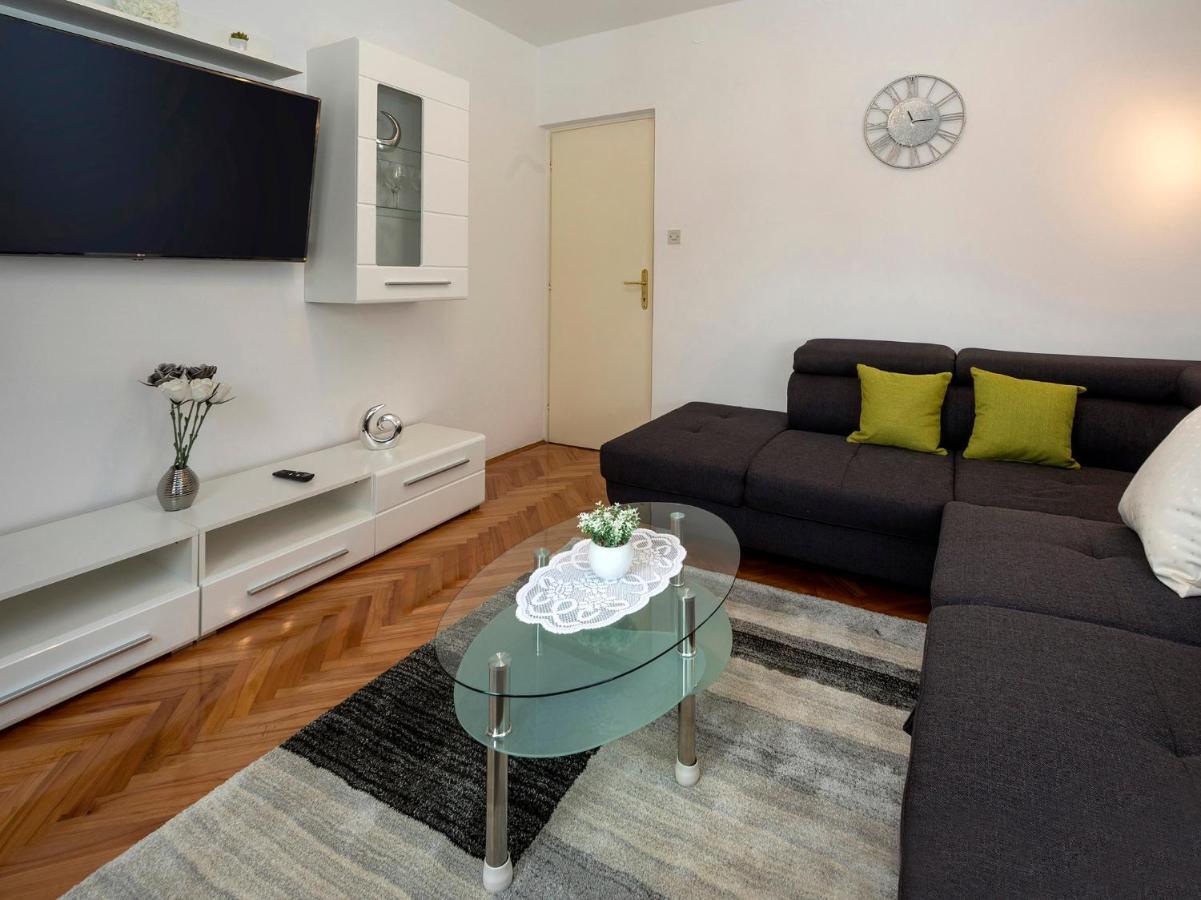 Vila Renato Porec Esterno foto